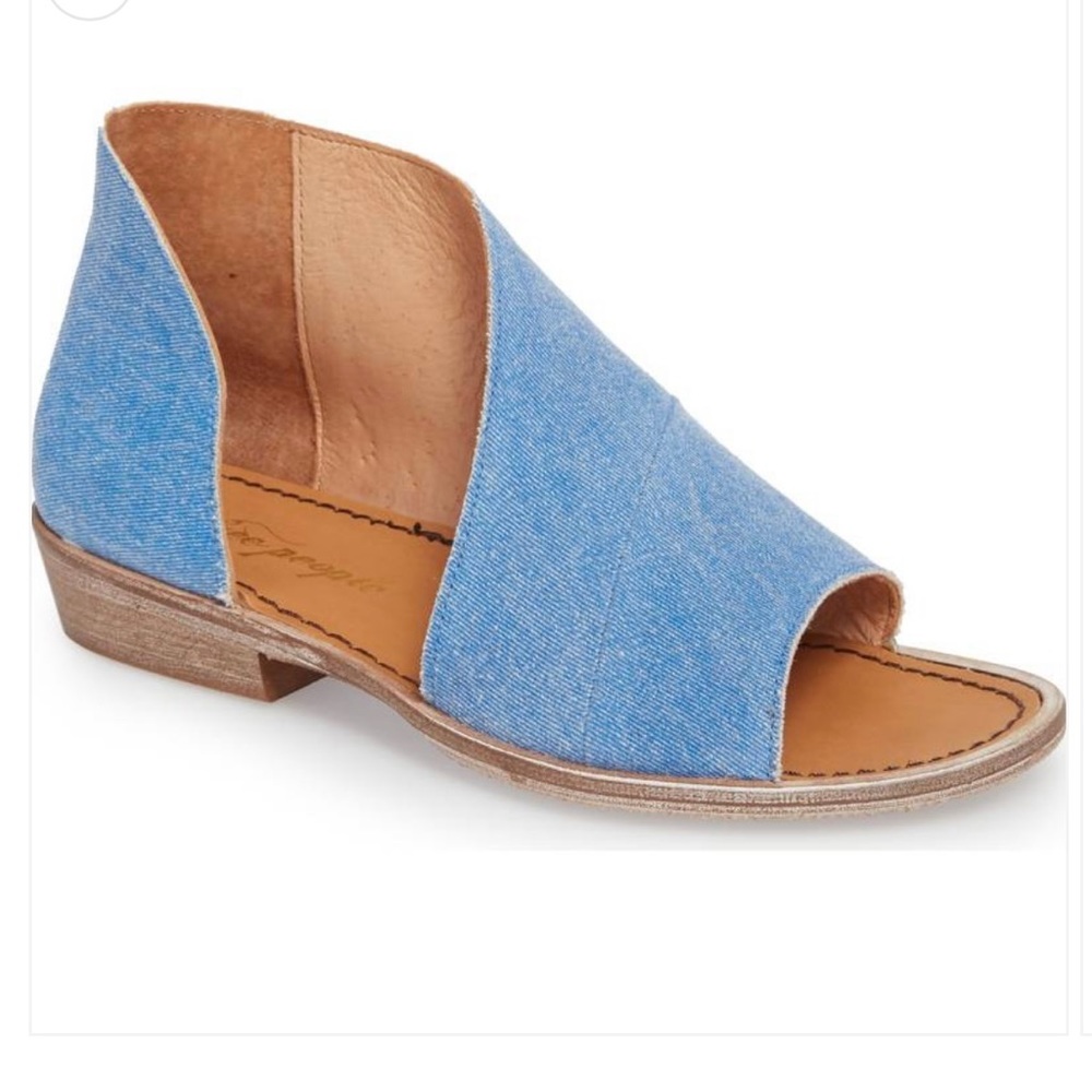 Free People Light Blue Open-Toe Flat Sandal